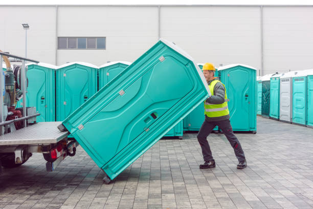 Porta potty delivery and setup in Pepperdine University, CA
